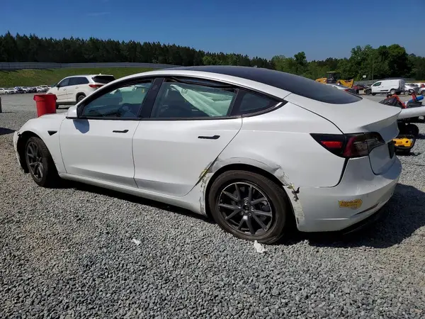 5YJ3E1EA9MF093971 2021 TESLA MODEL 3 - Image 2