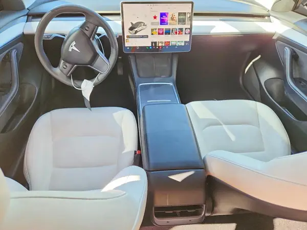 5YJ3E1EA9MF096742 2021 TESLA MODEL 3 - Image 8