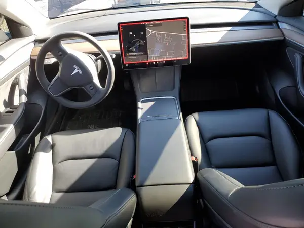 5YJ3E1EA9MF097261 2021 TESLA MODEL 3 - Image 8