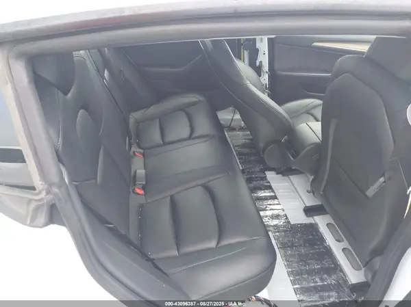 5YJ3E1EA9MF098846 2021 TESLA MODEL 3 - Image 8