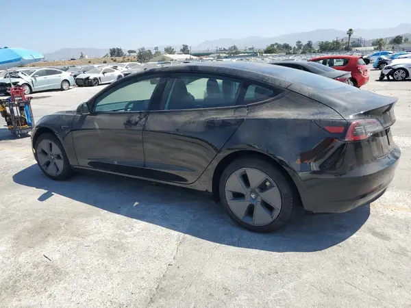 5YJ3E1EA9MF099124 2021 TESLA MODEL 3 - Image 2