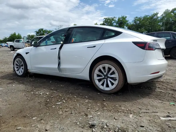 5YJ3E1EA9MF853395 2021 TESLA MODEL 3 - Image 2