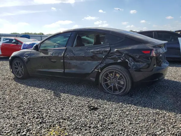 5YJ3E1EA9MF854448 2021 TESLA MODEL 3 - Image 2