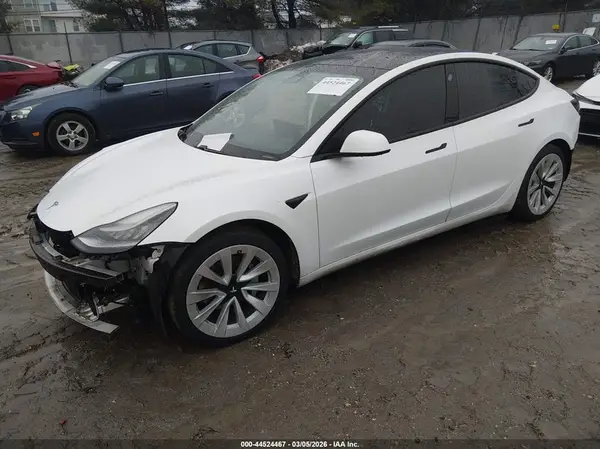 5YJ3E1EA9MF856717 2021 TESLA MODEL 3 - Image 2
