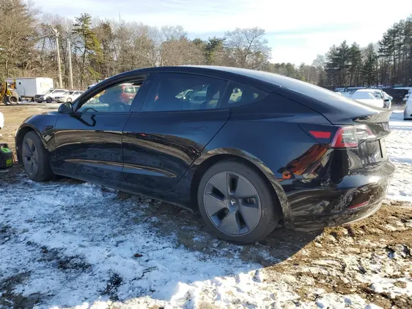 5YJ3E1EA9MF860511 2021 TESLA MODEL 3 - Image 2