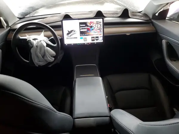 5YJ3E1EA9MF906130 2021 TESLA MODEL 3 - Image 8