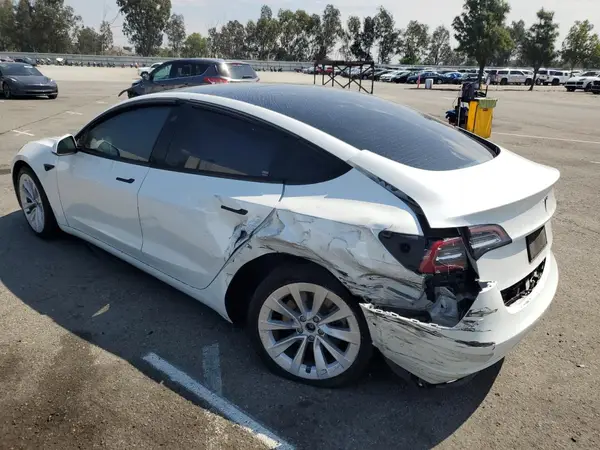 5YJ3E1EA9MF908332 2021 TESLA MODEL 3 - Image 2