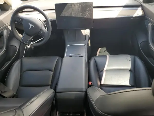 5YJ3E1EA9MF908332 2021 TESLA MODEL 3 - Image 8