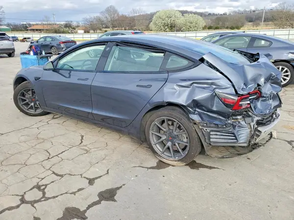 5YJ3E1EA9MF915376 2021 TESLA MODEL 3 - Image 2