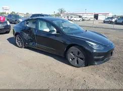 5YJ3E1EA9MF915989 2021 TESLA MODEL 3
