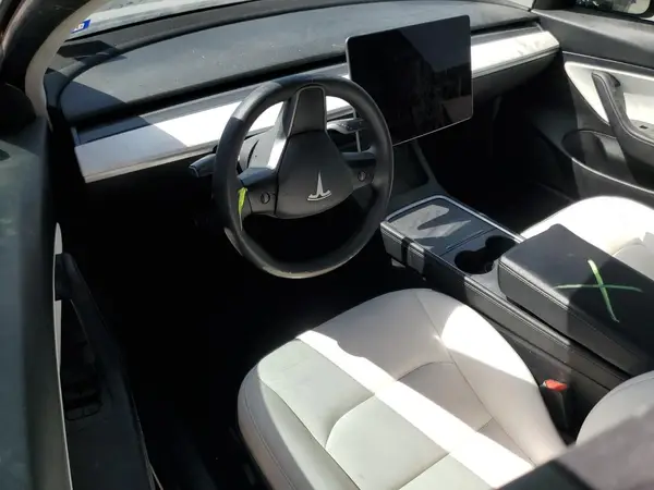 5YJ3E1EA9MF920576 2021 TESLA MODEL 3 - Image 8