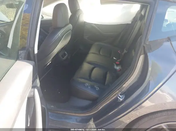 5YJ3E1EA9MF920853 2021 TESLA MODEL 3 - Image 8