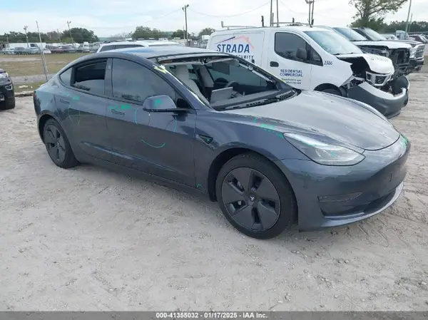 5YJ3E1EA9MF921632 2021 TESLA MODEL 3 - Image 1