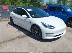 5YJ3E1EA9MF923493 2021 TESLA MODEL 3
