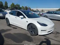 5YJ3E1EA9MF929942 2021 TESLA MODEL 3