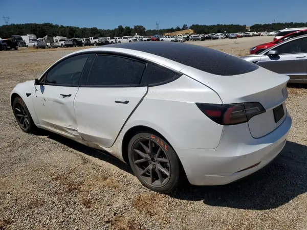 5YJ3E1EA9MF942674 2021 TESLA MODEL 3 - Image 2