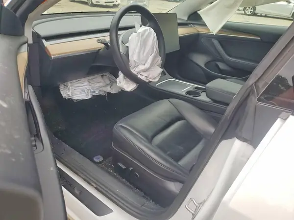 5YJ3E1EA9MF977828 2021 TESLA MODEL 3 - Image 8