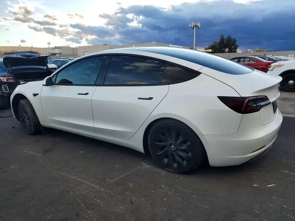 5YJ3E1EA9MF987145 2021 TESLA MODEL 3 - Image 2