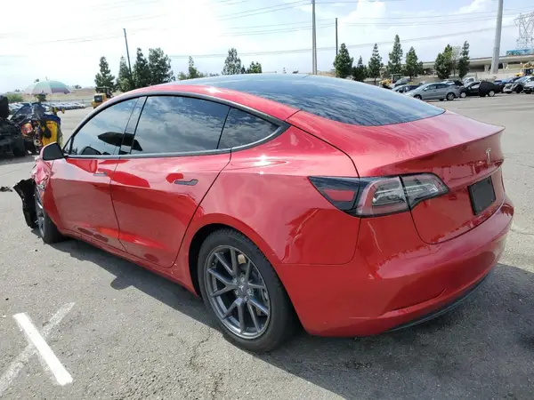 5YJ3E1EA9MF989543 2021 TESLA MODEL 3 - Image 2
