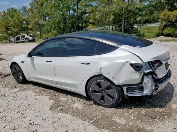 5YJ3E1EA9MF989879 2021 TESLA MODEL 3 - Image 2