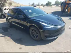 5YJ3E1EA9MF992426 2021 TESLA MODEL 3