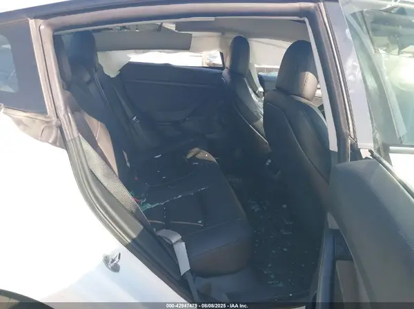 5YJ3E1EA9MF996010 2021 TESLA MODEL 3 - Image 8