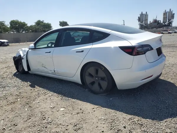 5YJ3E1EA9MF996427 2021 TESLA MODEL 3 - Image 2