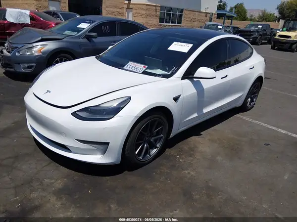 5YJ3E1EA9MF996718 2021 TESLA MODEL 3 - Image 2