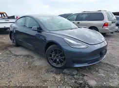 5YJ3E1EA9NF108373 2022 TESLA MODEL 3