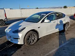 5YJ3E1EA9NF113637 2022 TESLA MODEL 3