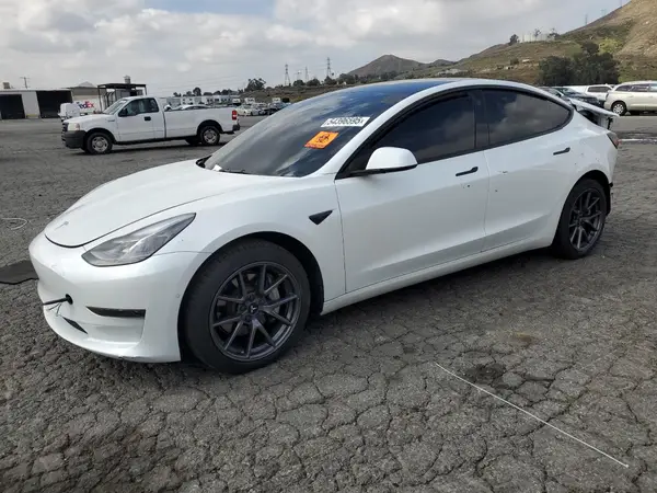 5YJ3E1EA9NF114822 2022 TESLA MODEL 3 - Image 1