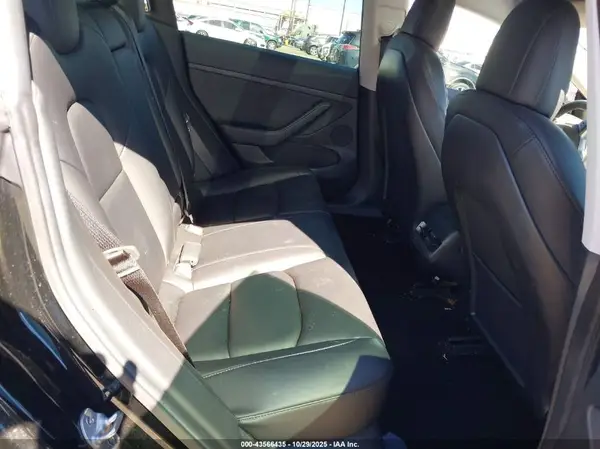 5YJ3E1EA9NF114979 2022 TESLA MODEL 3 - Image 8