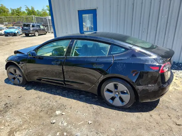 5YJ3E1EA9NF119664 2022 TESLA MODEL 3 - Image 2