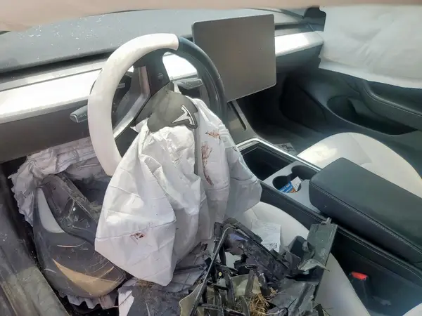 5YJ3E1EA9NF122726 2022 TESLA MODEL 3 - Image 8