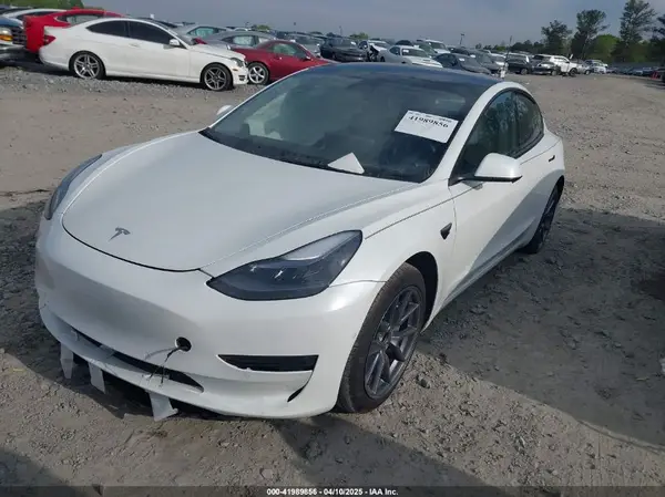 5YJ3E1EA9NF124914 2022 TESLA MODEL 3 - Image 2