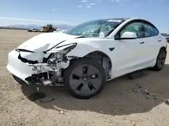 5YJ3E1EA9NF131636 2022 TESLA MODEL 3
