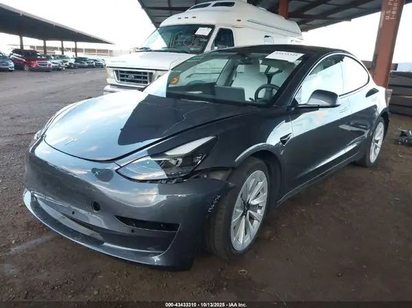 5YJ3E1EA9NF136478 2022 TESLA MODEL 3 - Image 2