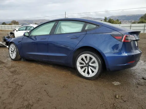 5YJ3E1EA9NF144337 2022 TESLA MODEL 3 - Image 2