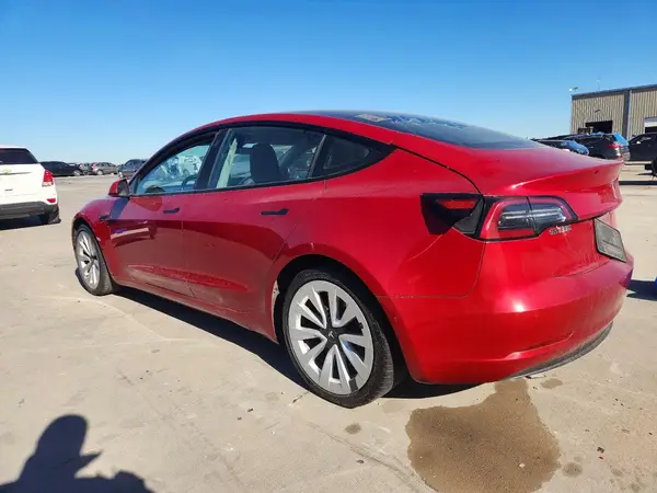 5YJ3E1EA9NF145519 2022 TESLA MODEL 3 - Image 2