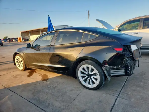 5YJ3E1EA9NF154429 2022 TESLA MODEL 3 - Image 2