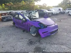 5YJ3E1EA9NF185938 2022 TESLA MODEL 3