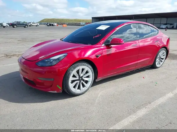 5YJ3E1EA9NF186331 2022 TESLA MODEL 3 - Image 2