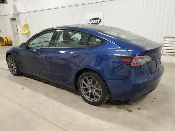 5YJ3E1EA9NF186653 2022 TESLA MODEL 3 - Image 2