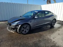 5YJ3E1EA9NF188158 2022 TESLA MODEL 3