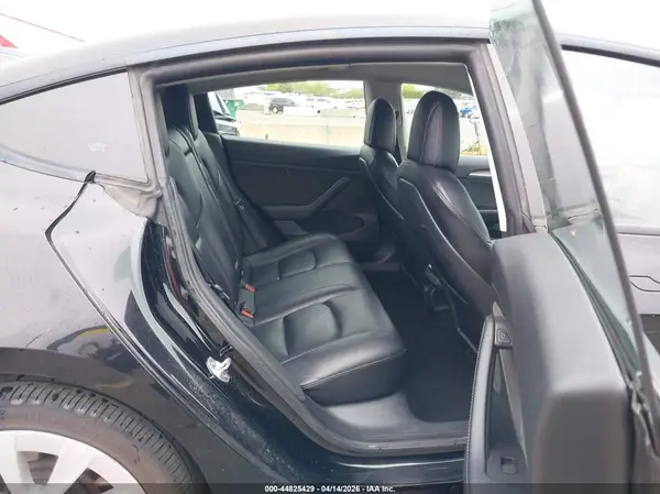 5YJ3E1EA9NF188287 2022 TESLA MODEL 3 - Image 8