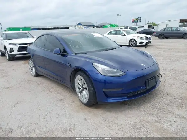 5YJ3E1EA9NF189004 2022 TESLA MODEL 3 - Image 1