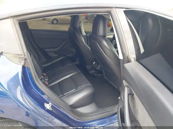 5YJ3E1EA9NF189004 2022 TESLA MODEL 3 - Image 8