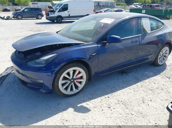 5YJ3E1EA9NF189018 2022 TESLA MODEL 3 - Image 2