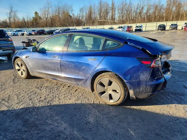 5YJ3E1EA9NF190590 2022 TESLA MODEL 3 - Image 2