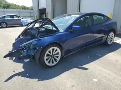 5YJ3E1EA9NF190900 2022 TESLA MODEL 3